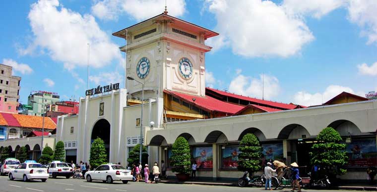 Two famous markets in Saigon 